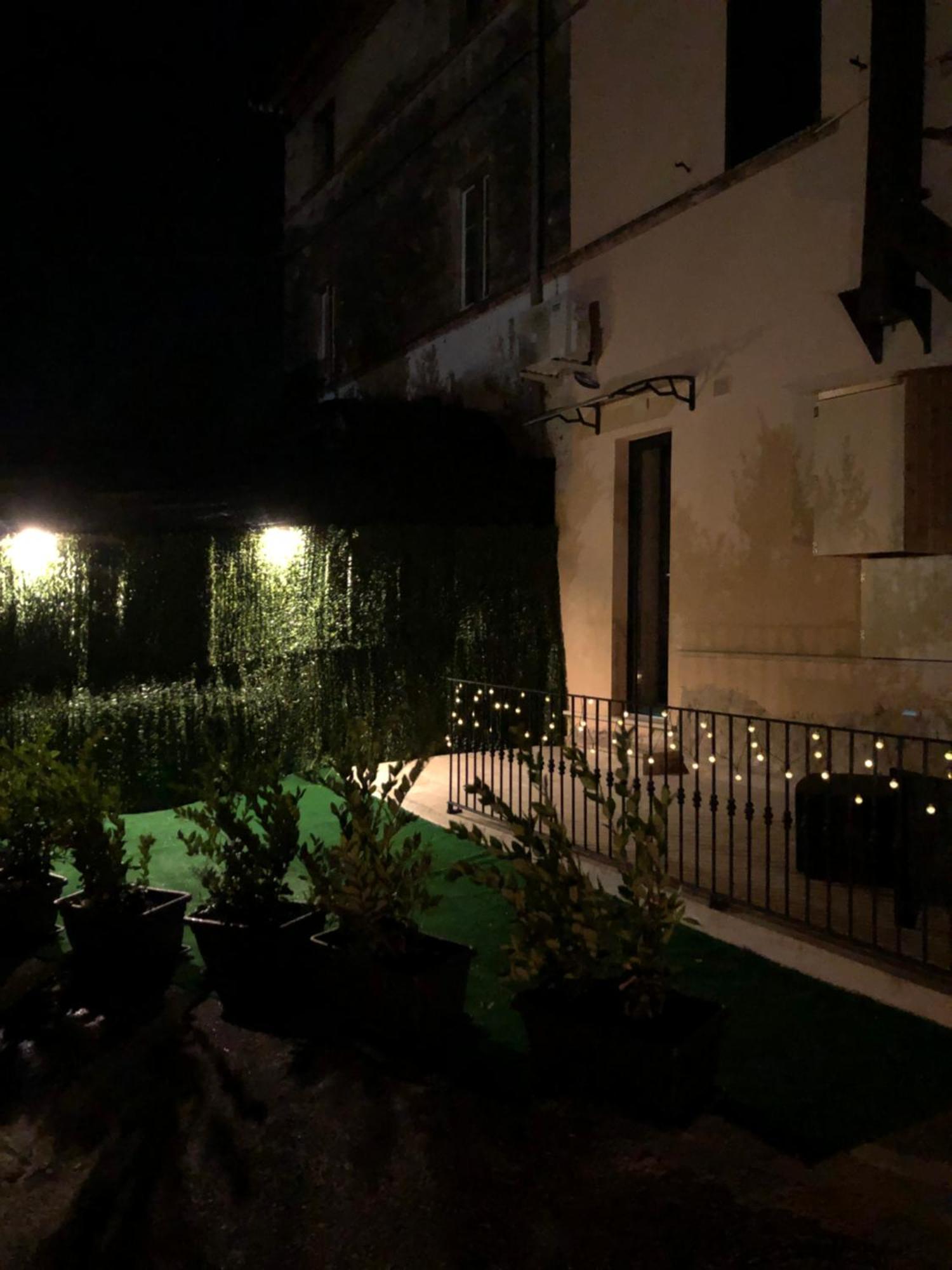 Queen Appartamenti E Camere Campofilone Exterior foto